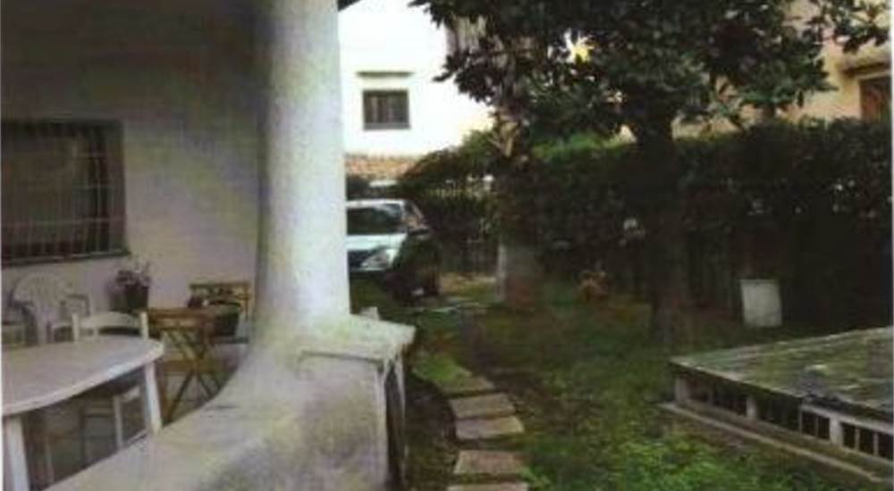 Photo 34