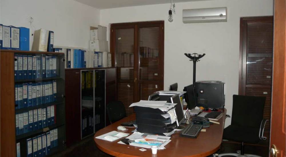 Photo 8