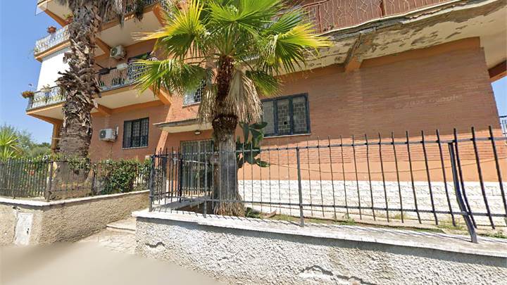 Appartamento a Roma zona Cesano 