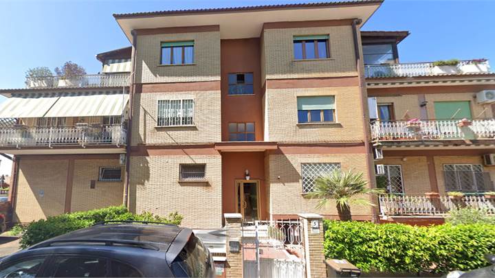 Appartamento a Roma zona Acilia Malafede