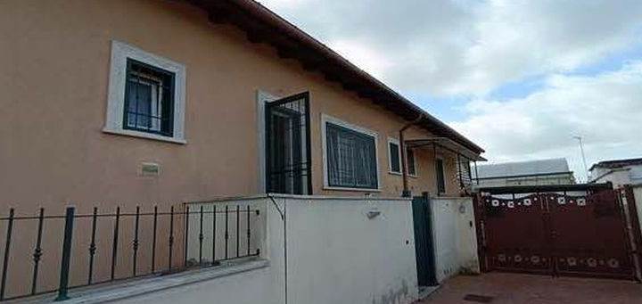 Villetta a schiera a Roma zona Dragona