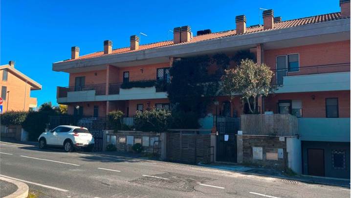 Villa a Roma zona Cesano