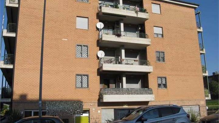 Appartamento a Roma zona Lunghezza